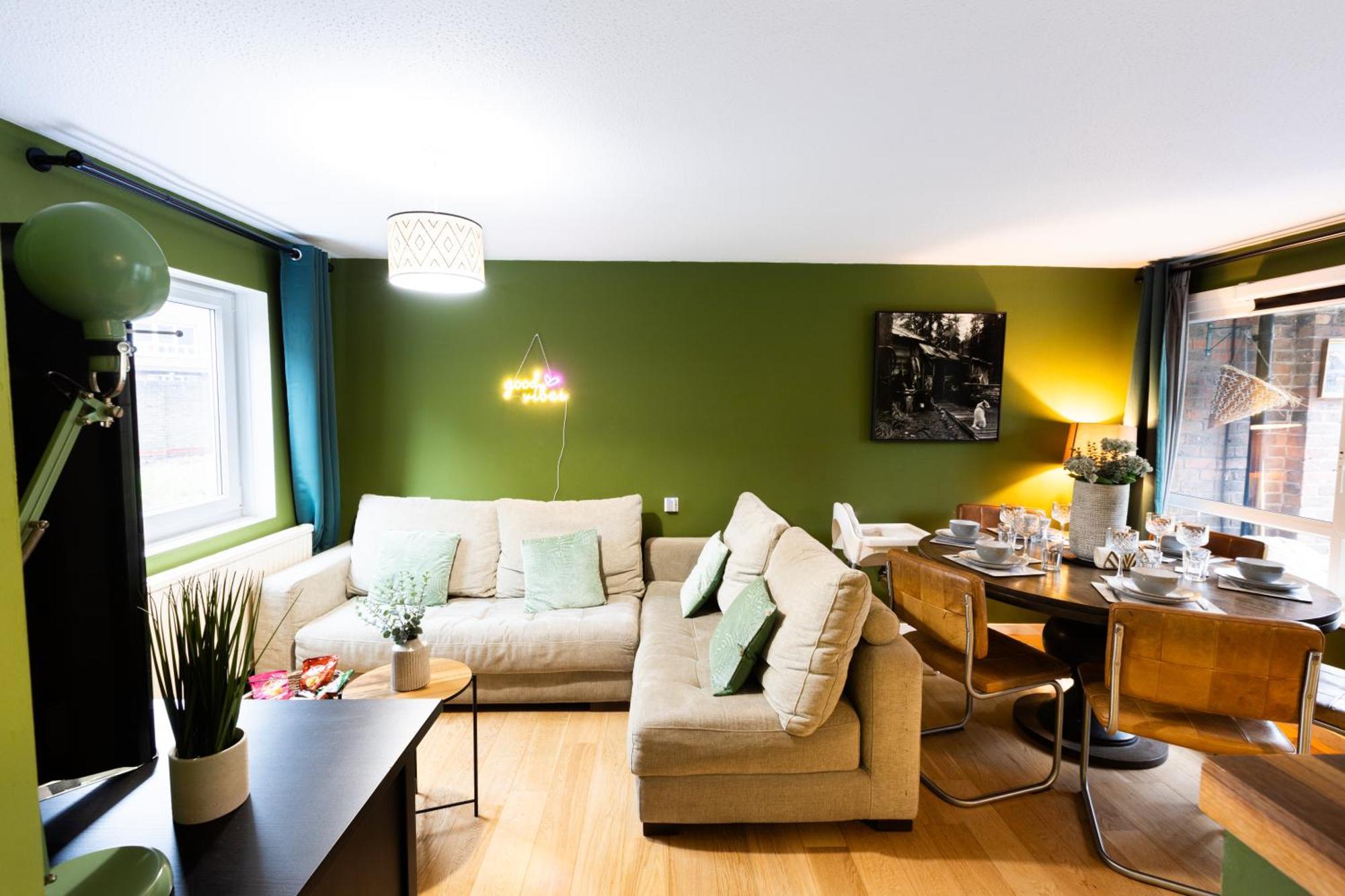 20 Percent Off -todayonly-mobilerate Offers-genius Offers-londonbridge W Free Parking-wifi-sleeps7-4beds-netflix-family! Apartment *