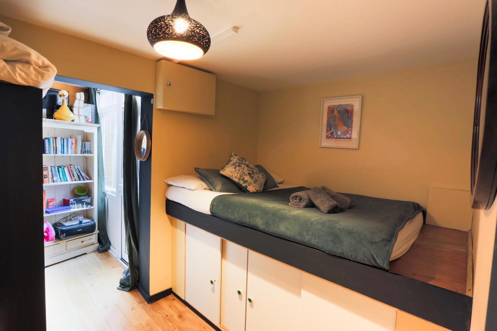 20 Percent Off -todayonly-mobilerate Offers-genius Offers-londonbridge W Free Parking-wifi-sleeps7-4beds-netflix-family! London