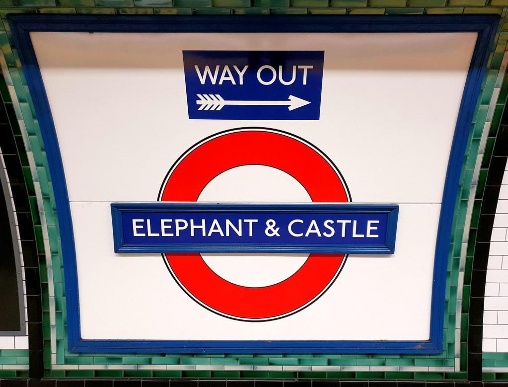 Apartment 20 Percent Off -Todayonly-Mobilerate Offers-Genius Offers-Londonbridge City Apartment W Free Parking-Wifi-Sleeps7-4Beds-Netflix-Family! *