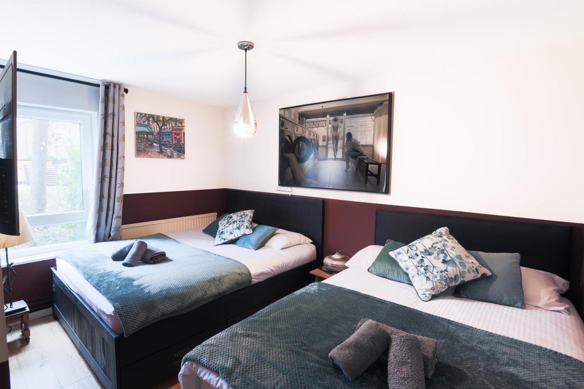 Apartment 20 Percent Off -todayonly-mobilerate Offers-genius Offers-londonbridge W Free Parking-wifi-sleeps7-4beds-netflix-family! London
